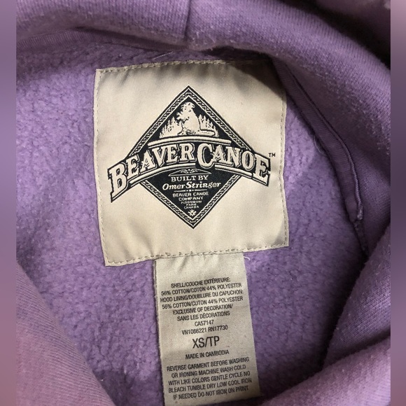 Beaver Canoe xs purple hoodie. Great condition - Picture 5 of 6